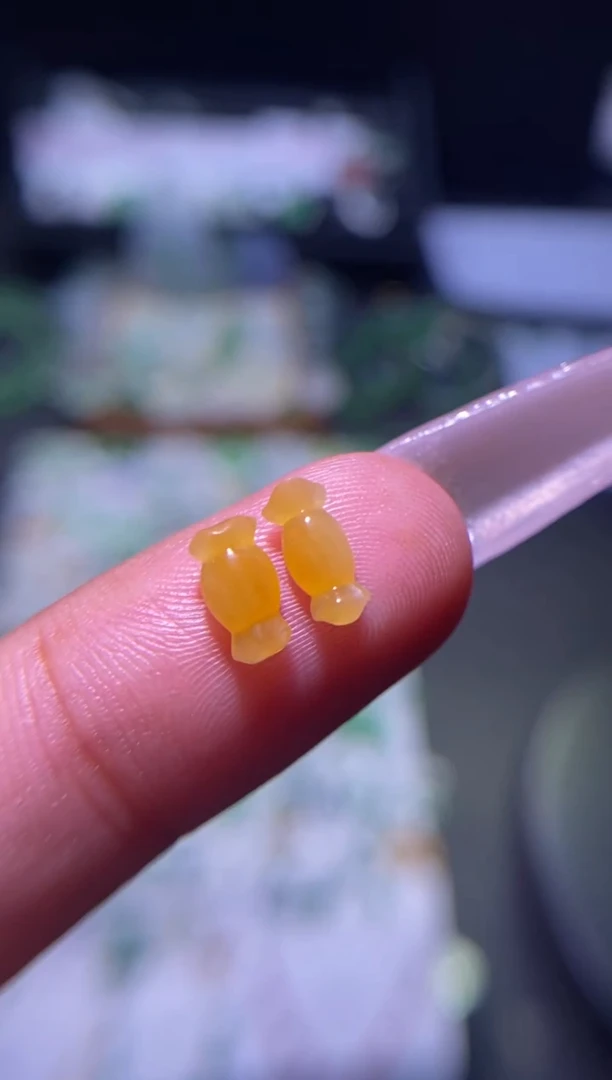 【闪购商品】翡翠挂件未镶嵌糖果