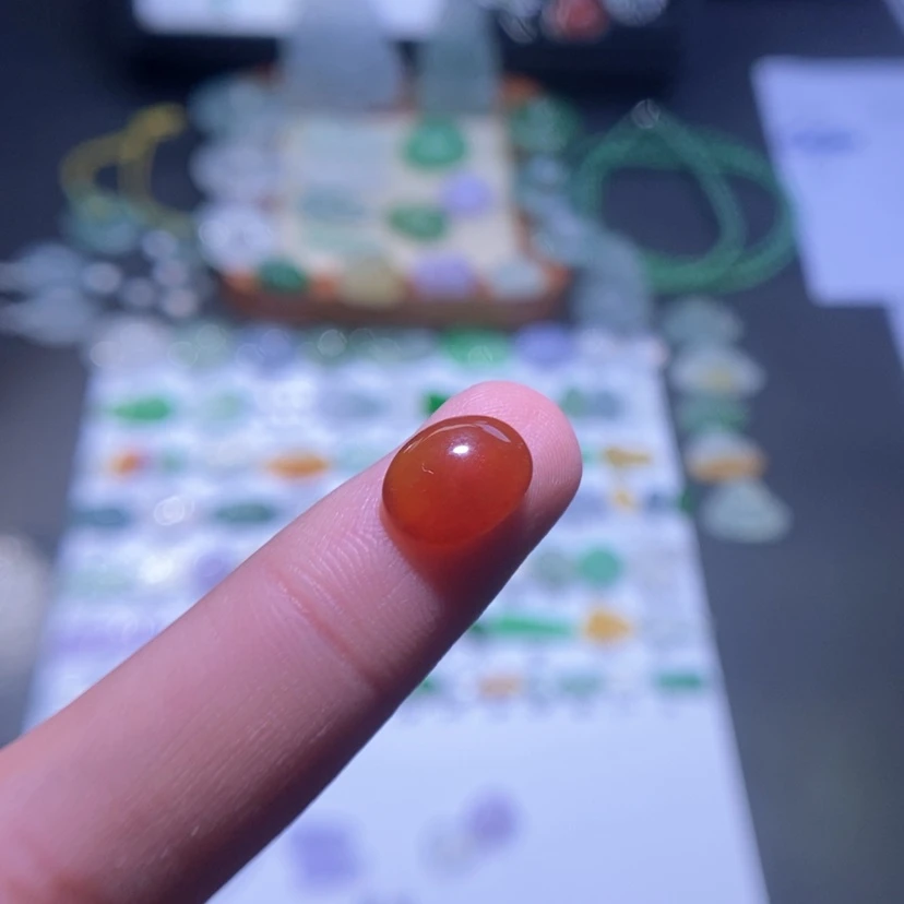 【闪购商品】翡翠挂件未镶嵌蛋