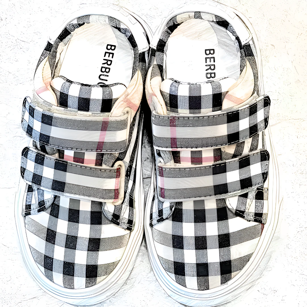 2024新款时尚橡胶底板鞋百搭经典女童男童洋气