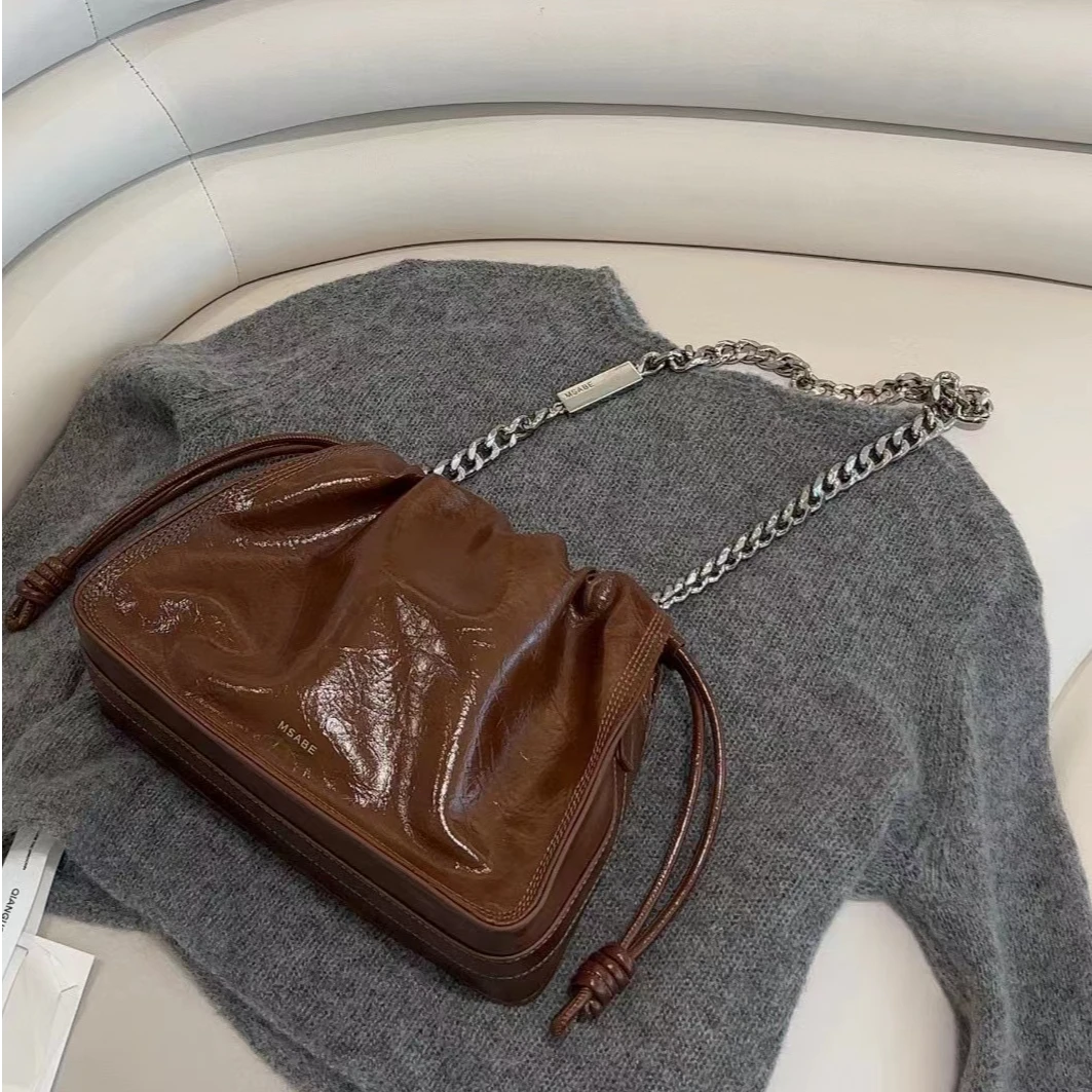 秋季新款韩系时尚褶皱云朵单肩包8512-1