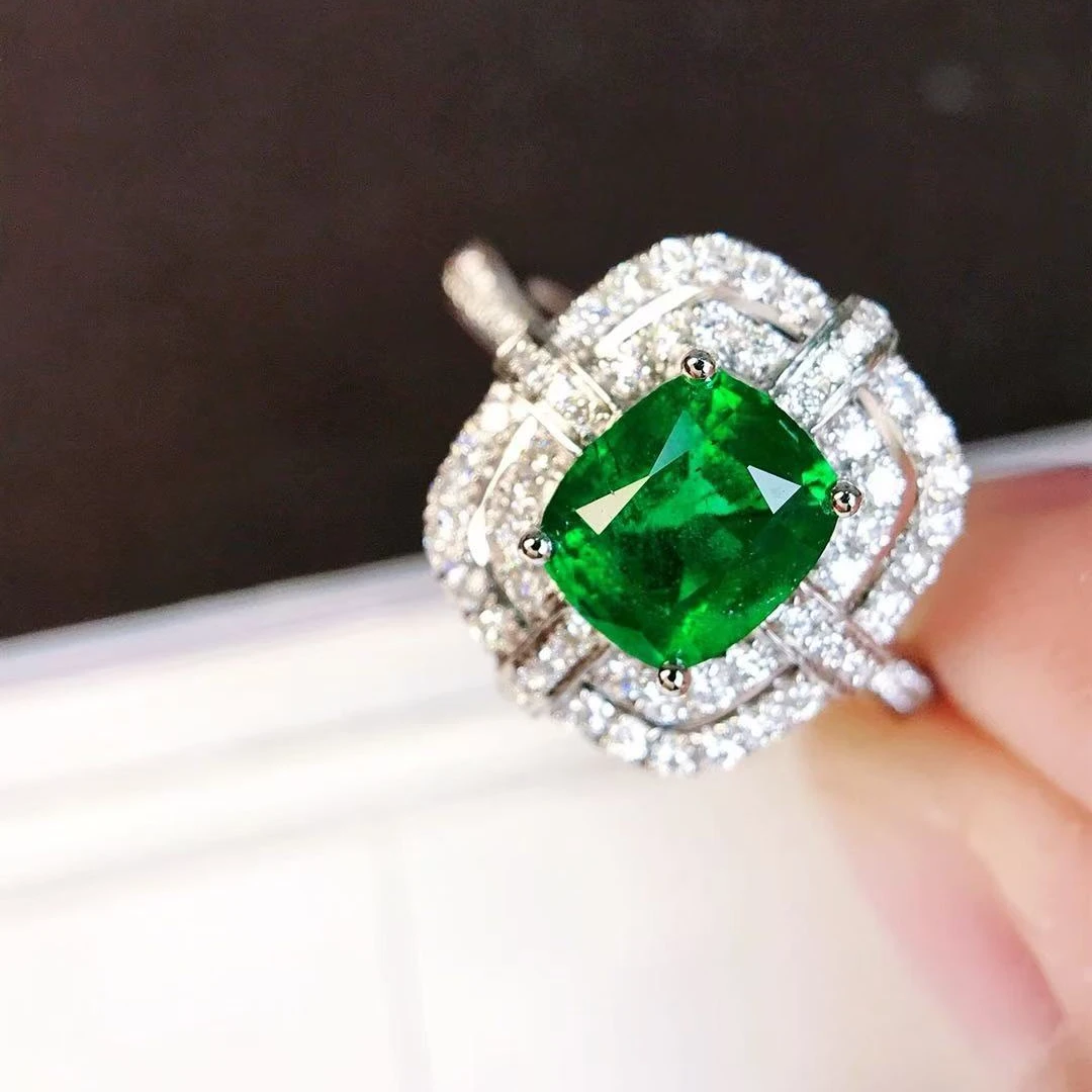 天然祖母绿1.09克拉赞比亚18k金镶钻戒指女彩色宝石珠宝首饰绿色