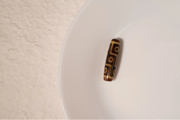 【念青】九眼玛瑙珠珠（多样性发货）