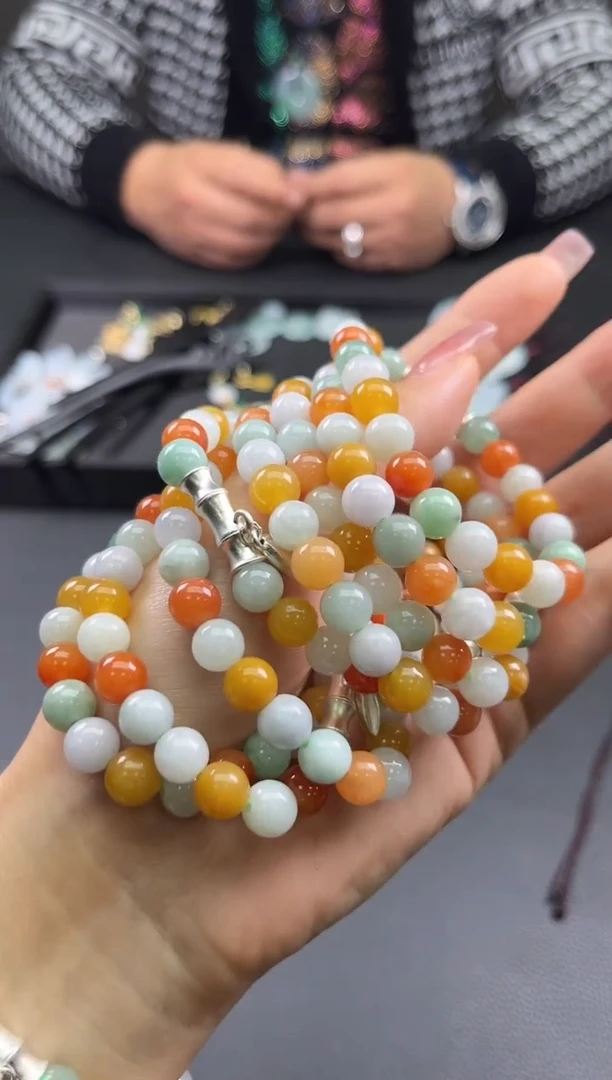 【闪购商品】翡翠颈饰未镶嵌多宝手串