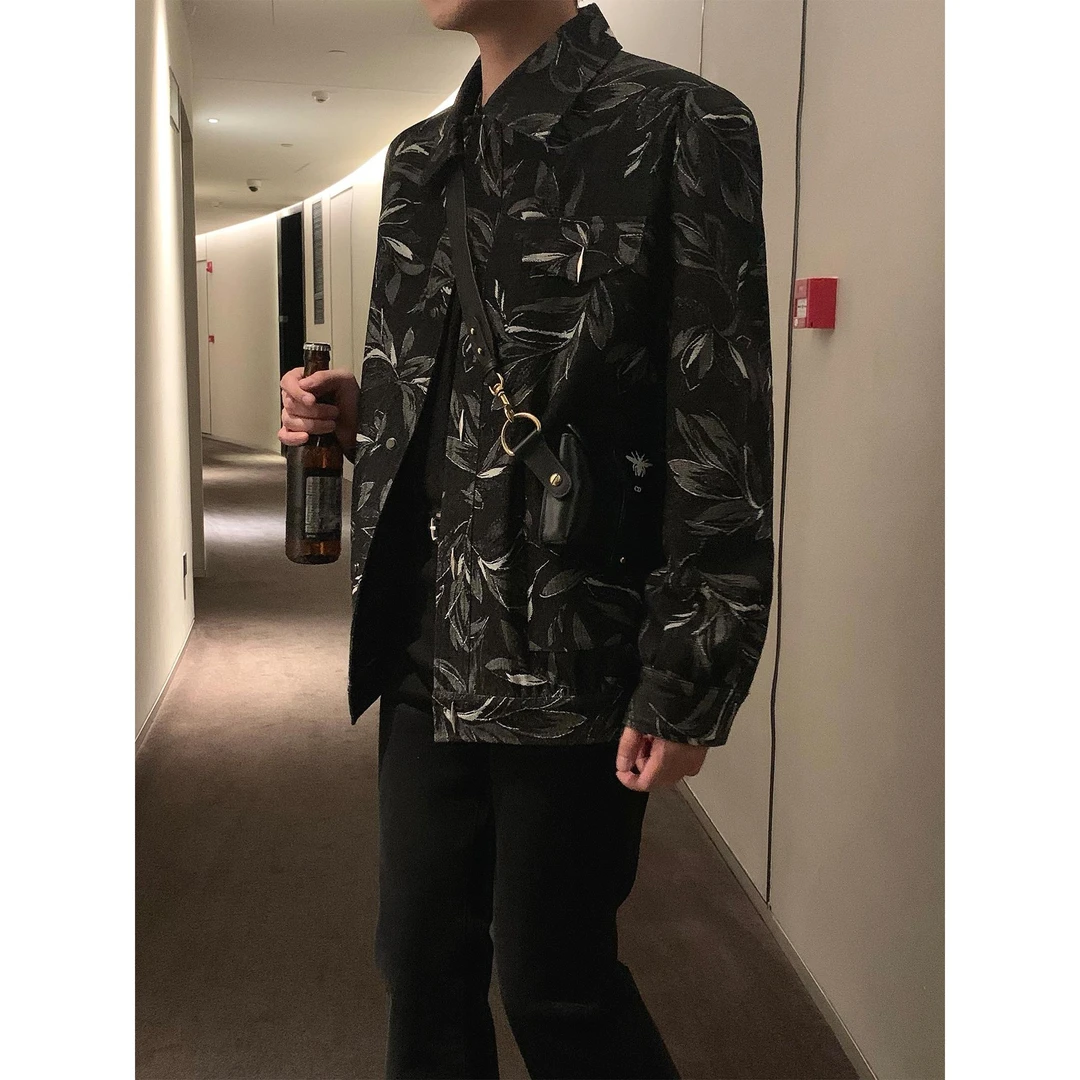 黑灰印花牛仔外套男春秋潮牌设计感垫肩夹克2307107