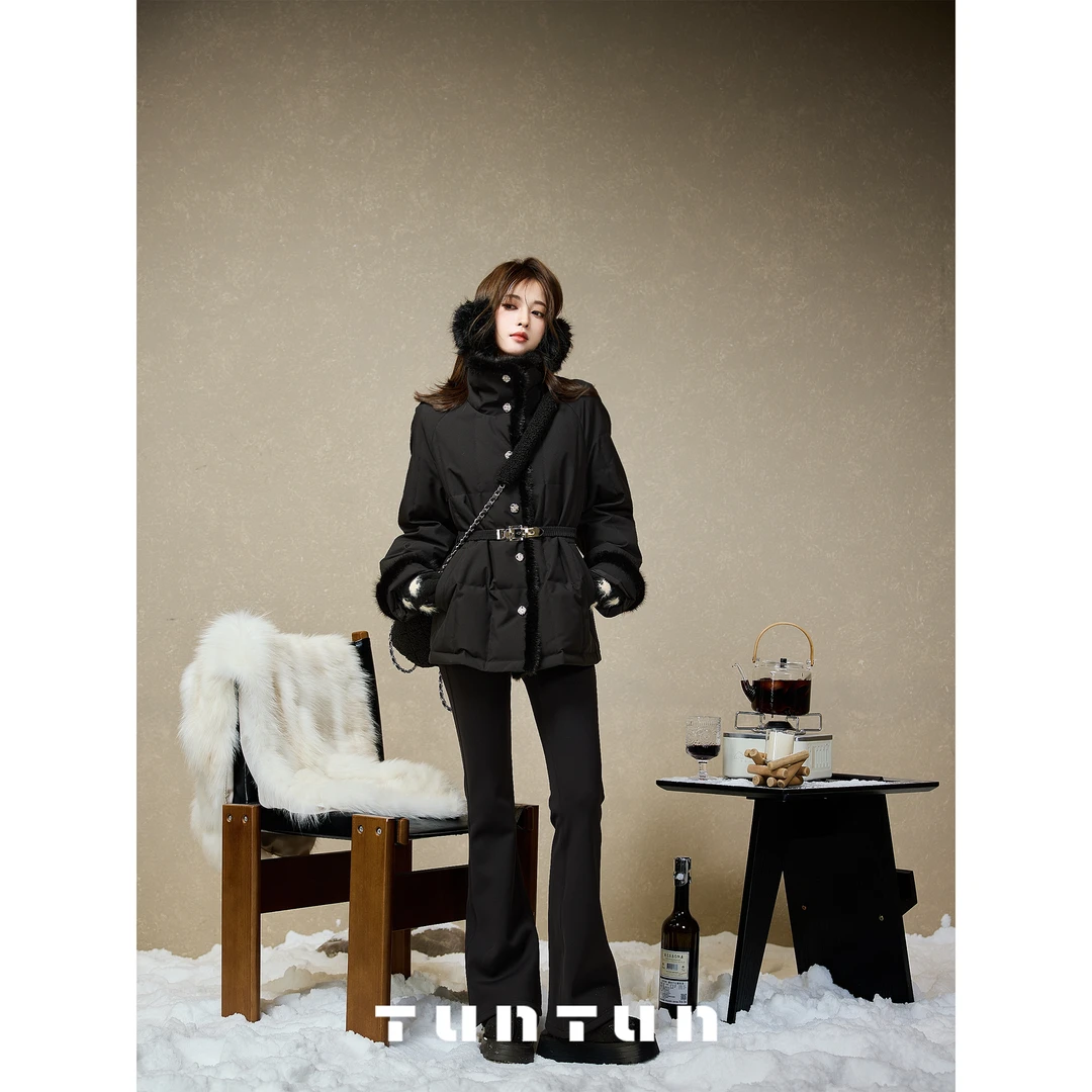吞吞TUNT【上东区小魔女】贵气环保水貂毛含腰带羽绒服4