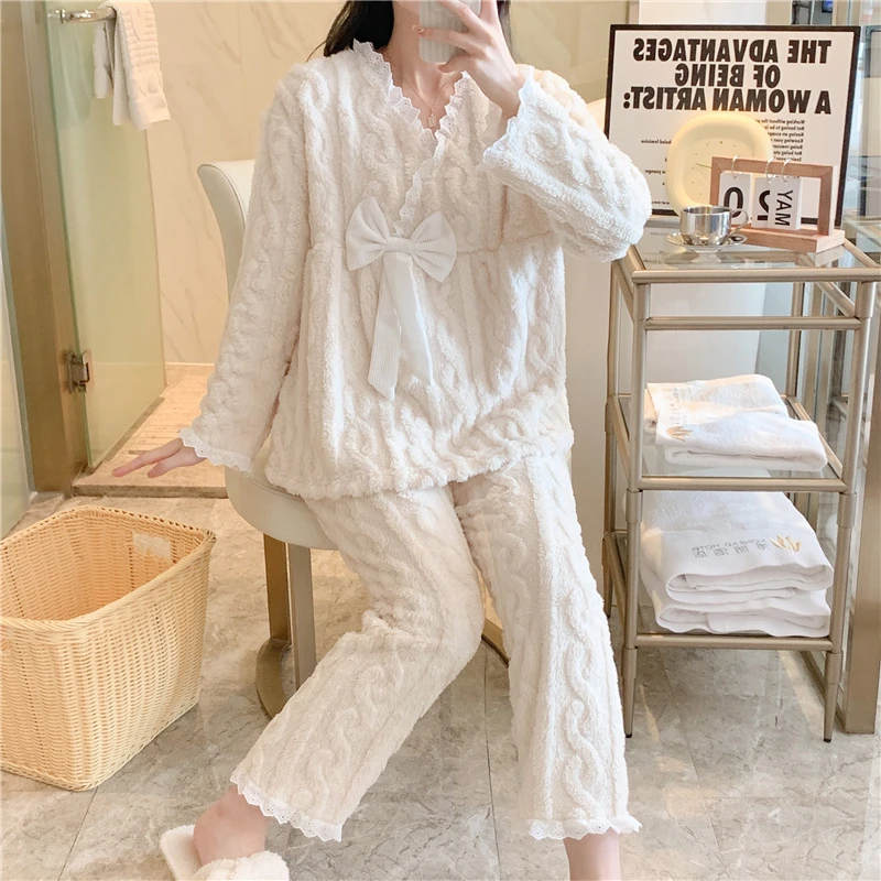 睡衣女秋冬季珊瑚绒加绒加厚法兰绒套装新款女士公主风家居服冬天