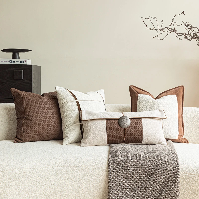 现代中式靠包高端酒店民宿样板房靠垫搭毯侘寂风沙发抱枕咖色靠枕