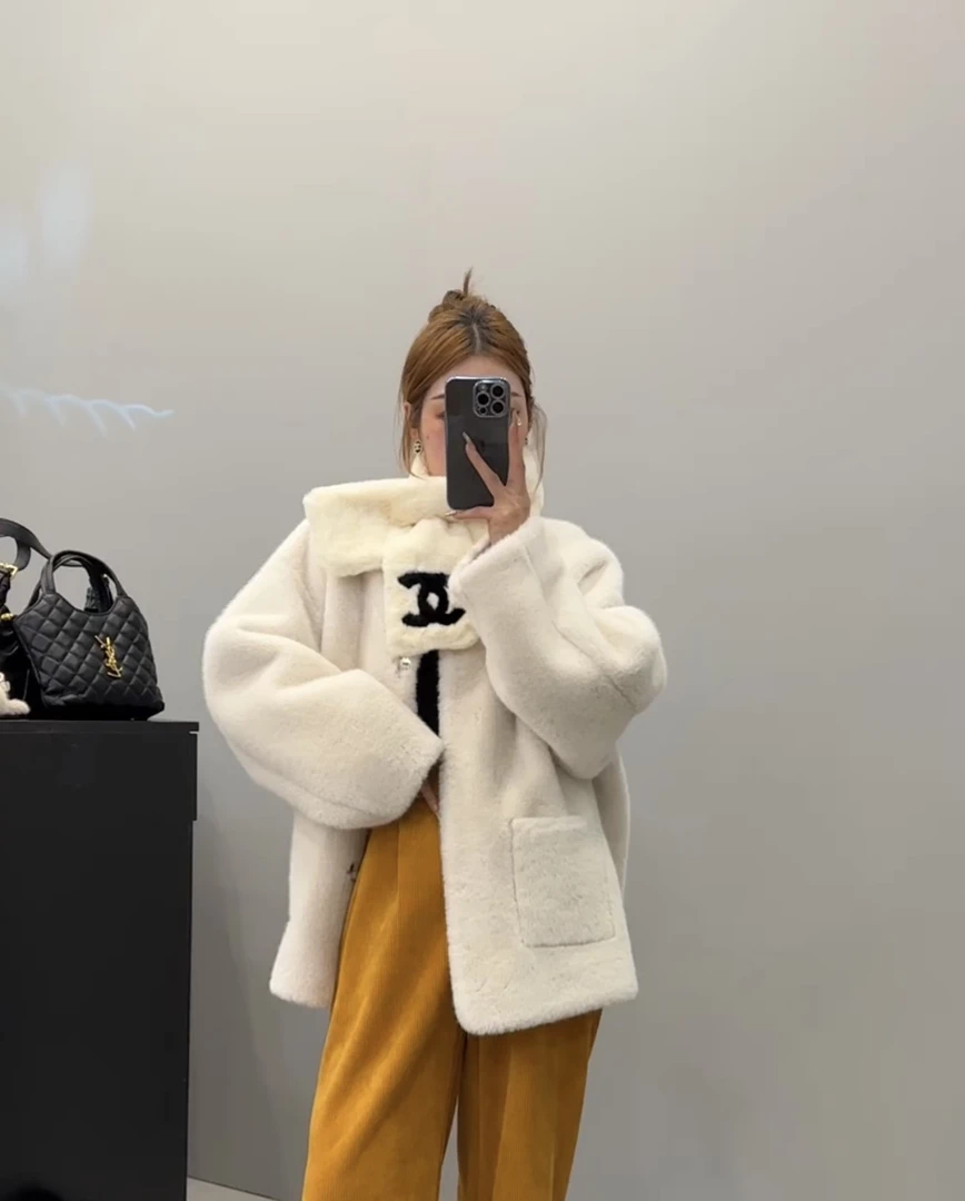 东大门冬季新款时尚加厚皮毛一体气质短款毛毛外套