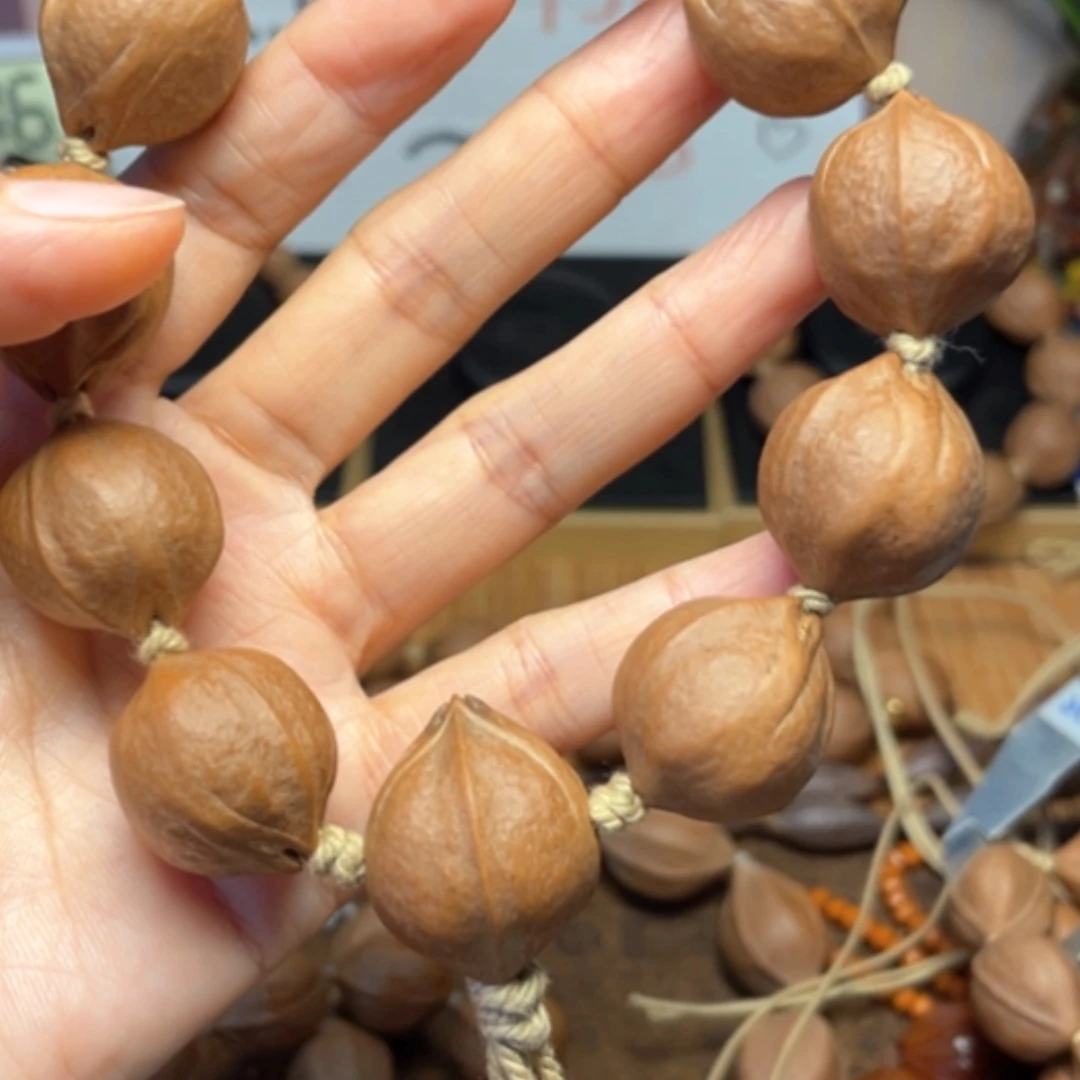 【闪购商品】橄榄核核雕青****散梅林铁核2.1*2.4手串