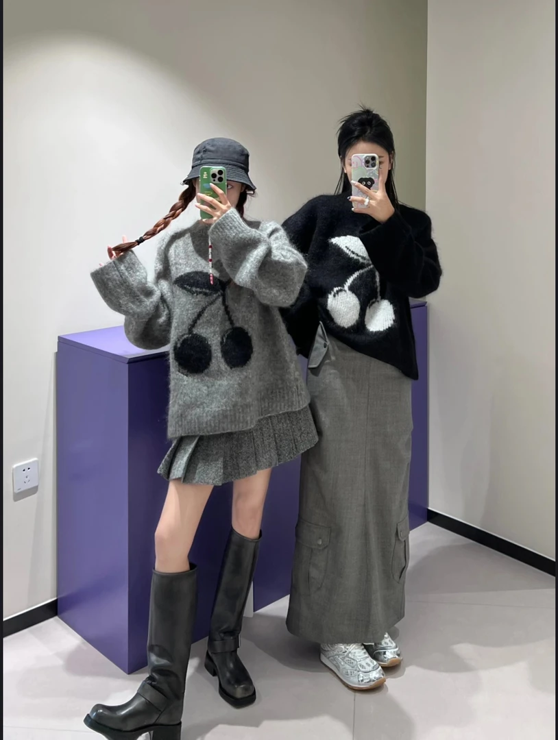【RU18】时尚秋季新款款式马海毛撞色樱桃提花冬季针织毛衣
