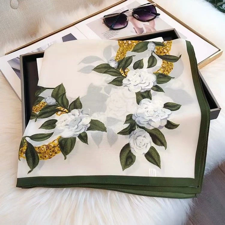 镜花水月70*70左右方巾百搭丝巾