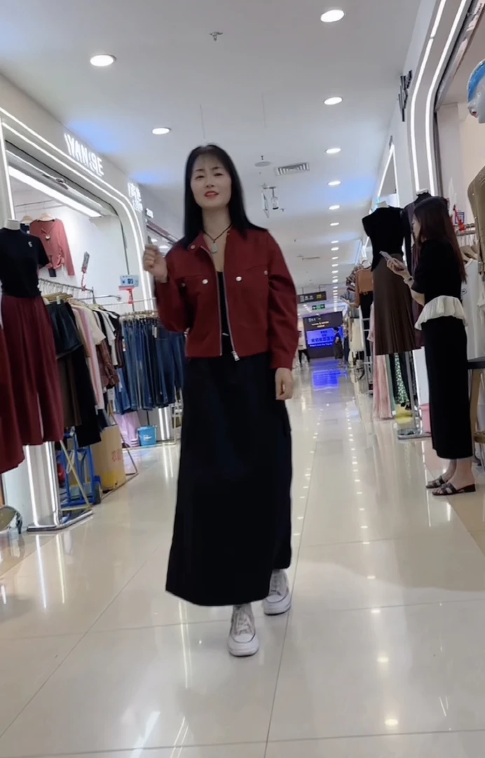 牛仔短外套洗水棉厚款圆领长袖工装上衣休闲百搭减龄秋季外套