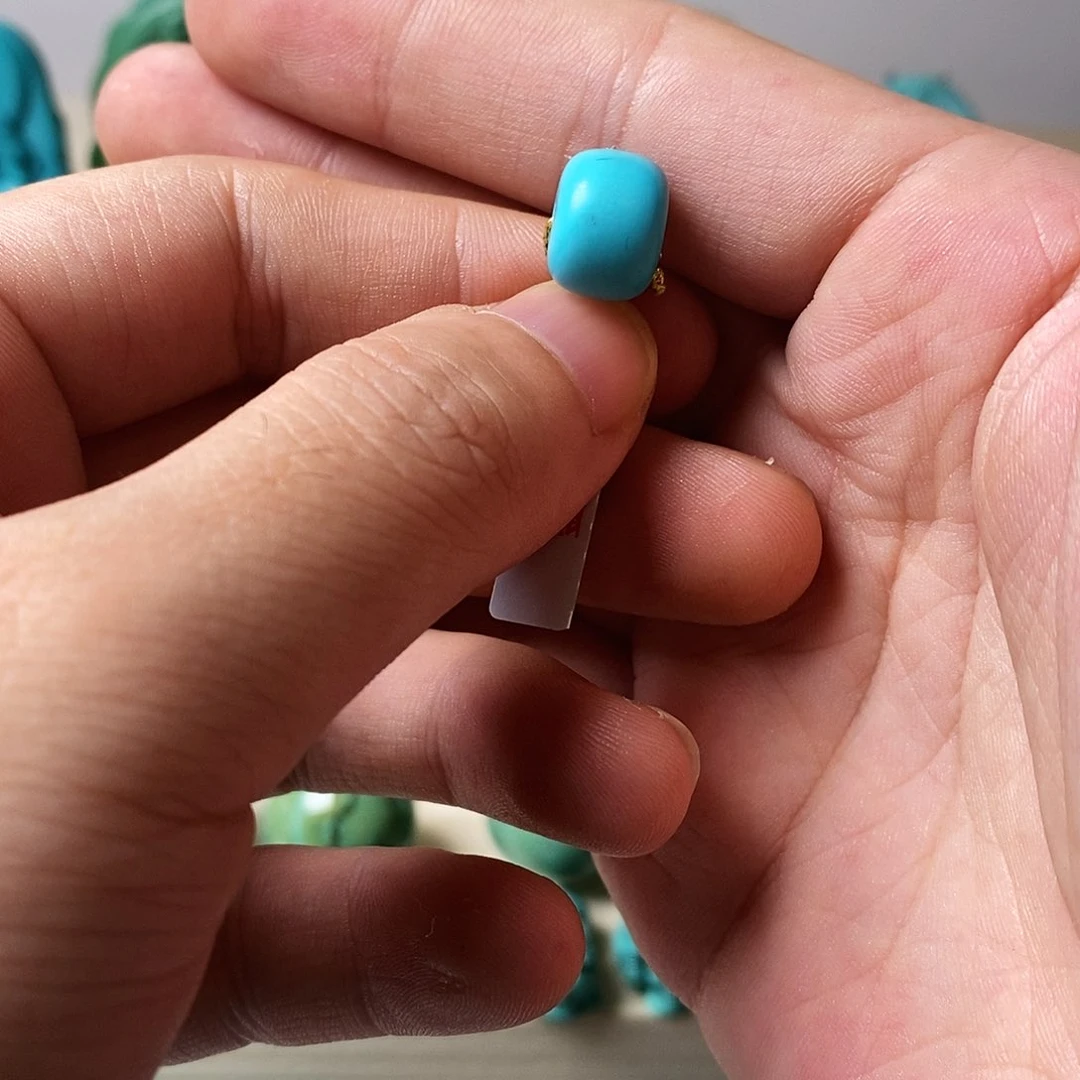 定制绿松石原矿绿松石