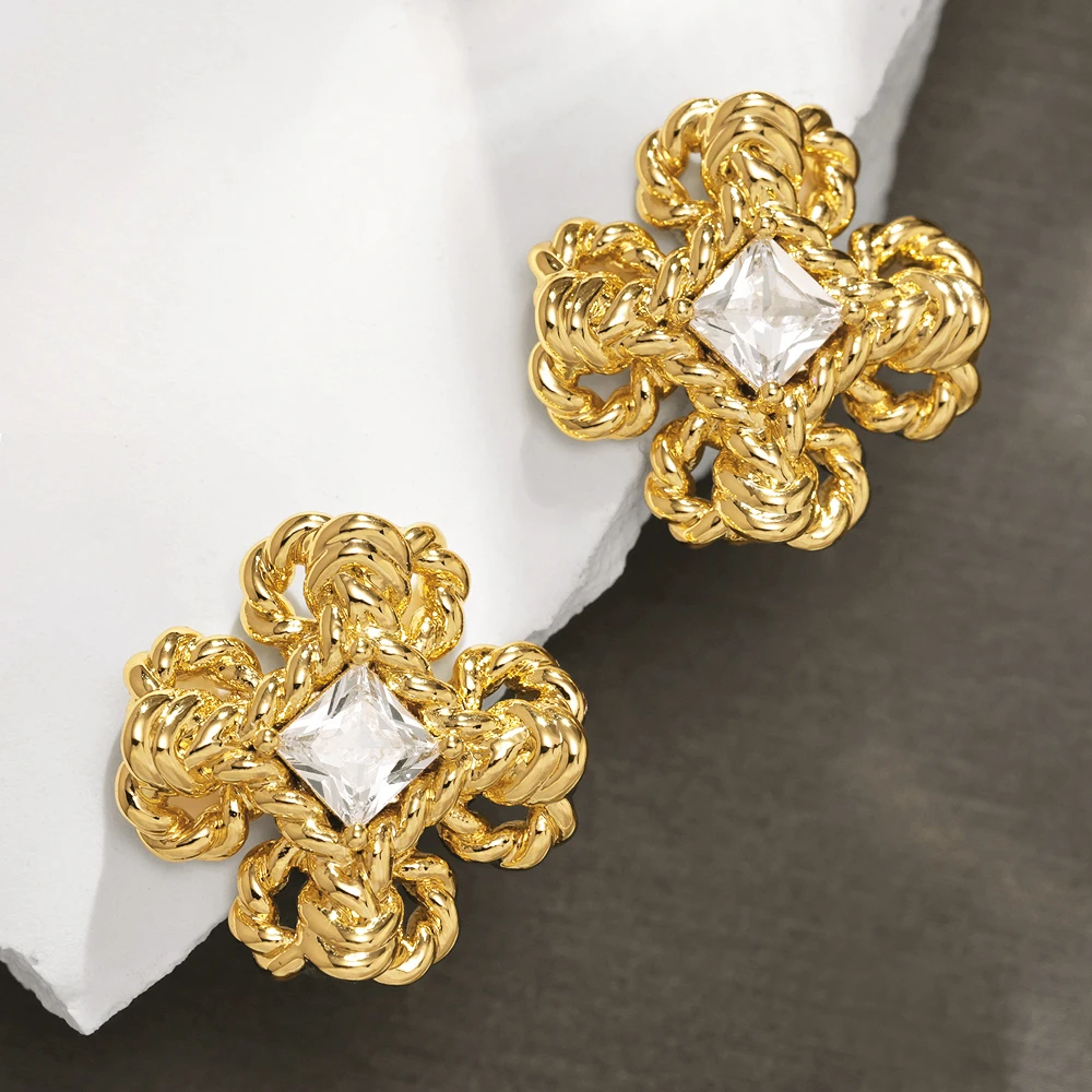 铜合金合成锆石耳饰 镀18K金「吉祥」耳钉时尚轻奢高端欧美通勤耳环