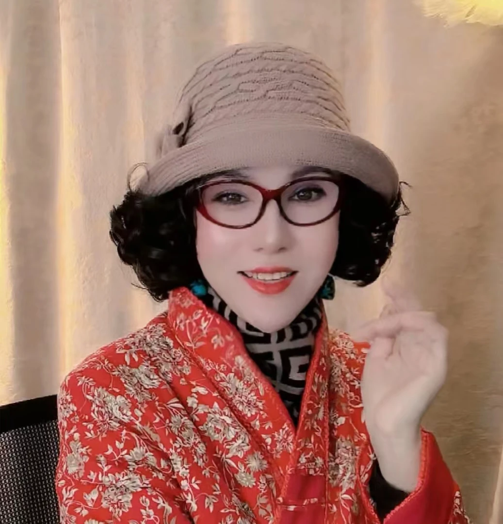 假发一体针织礼帽女四季款显脸小貂毛花朵复古女短假发新款遮阳帽