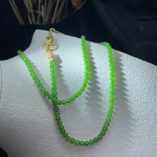 【心玥珠宝】天然和田玉碧玉冰阳绿4mm精致毛衣链