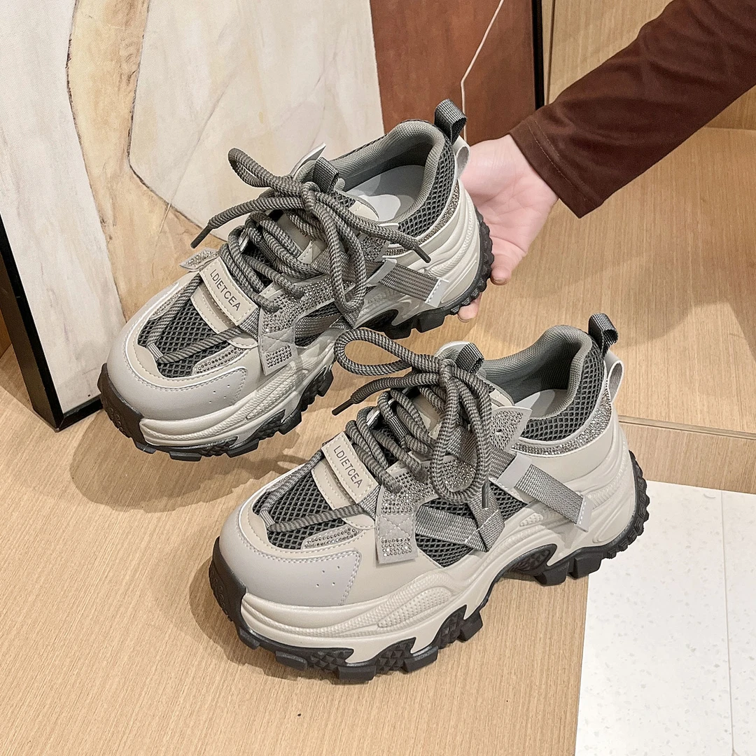 早春款真皮厚底老爹鞋女2025新款爆款百搭韩版洋气增高运动休闲鞋