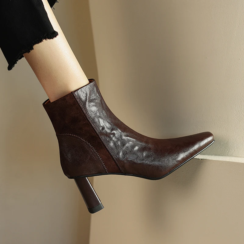 6.7CM法式复古粗跟短靴百搭真皮粗跟高跟靴今年流行的方头时装靴