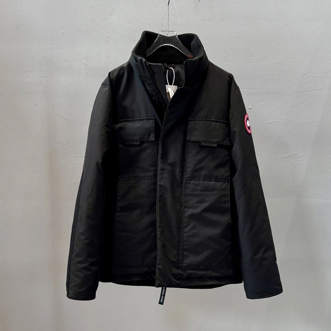 95新 加拿大鹅 派克羽绒服/M码/Sw23564