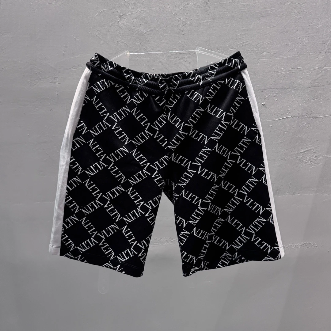 99新 Valentino/华伦天奴 黑色弹幕logo满印短裤/xl码/SW23980