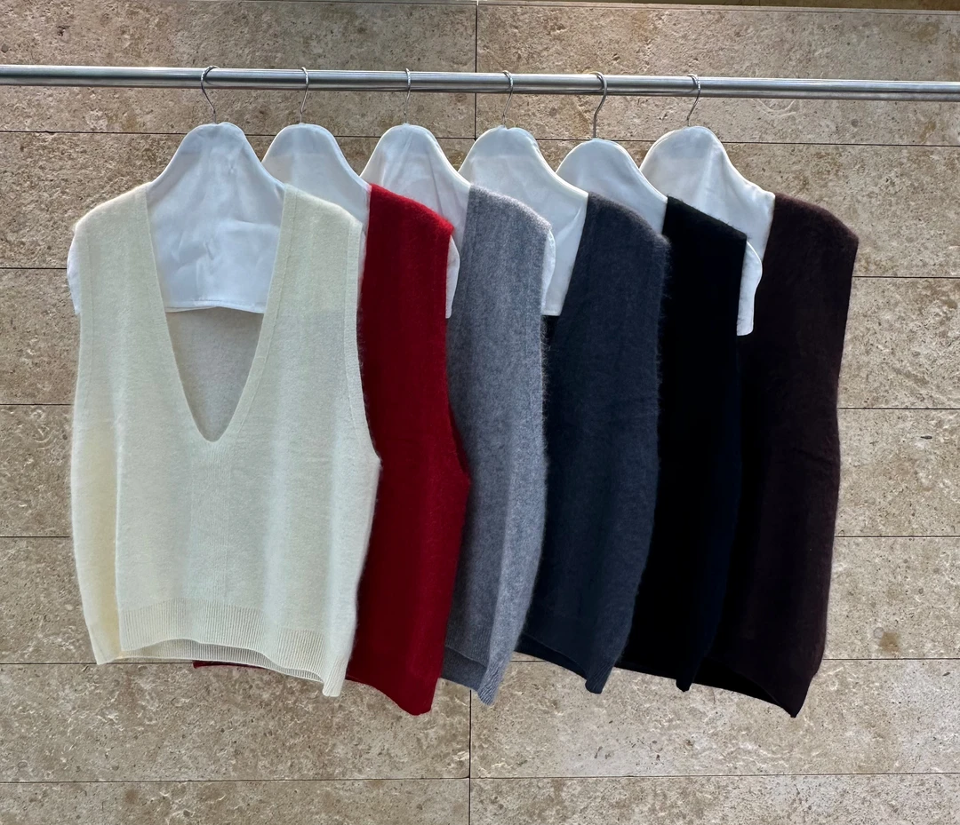 V领时尚百搭极简风马甲 8001