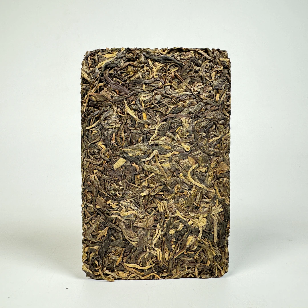 俊仲號 2009年稀有紫条砖普洱生茶