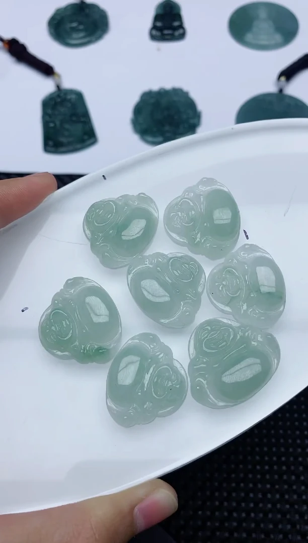 【闪购商品】翡翠颈饰未镶嵌佛公缅多样性发货随机发货