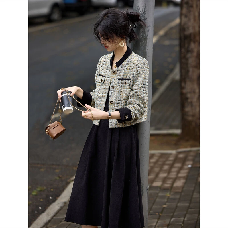 时尚气质套装SXTZJ24109
