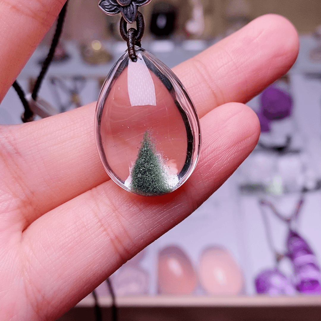 水晶吊坠(赠链)未镶嵌