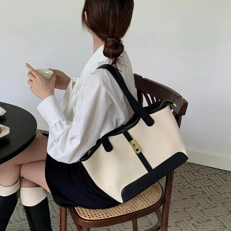 学院风大容量托特包2025新款质感学生女高级感通勤腋下水桶单肩包