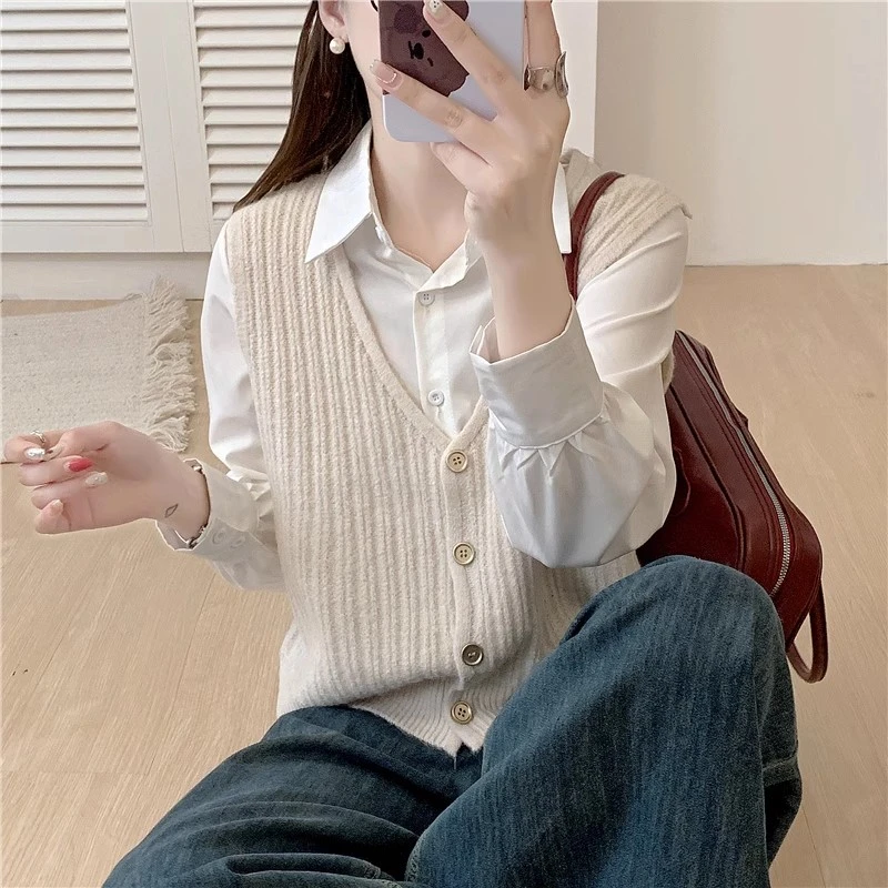 复古v领针织马甲无袖毛衣开衫女早秋叠穿坎肩外搭高级感短款上衣