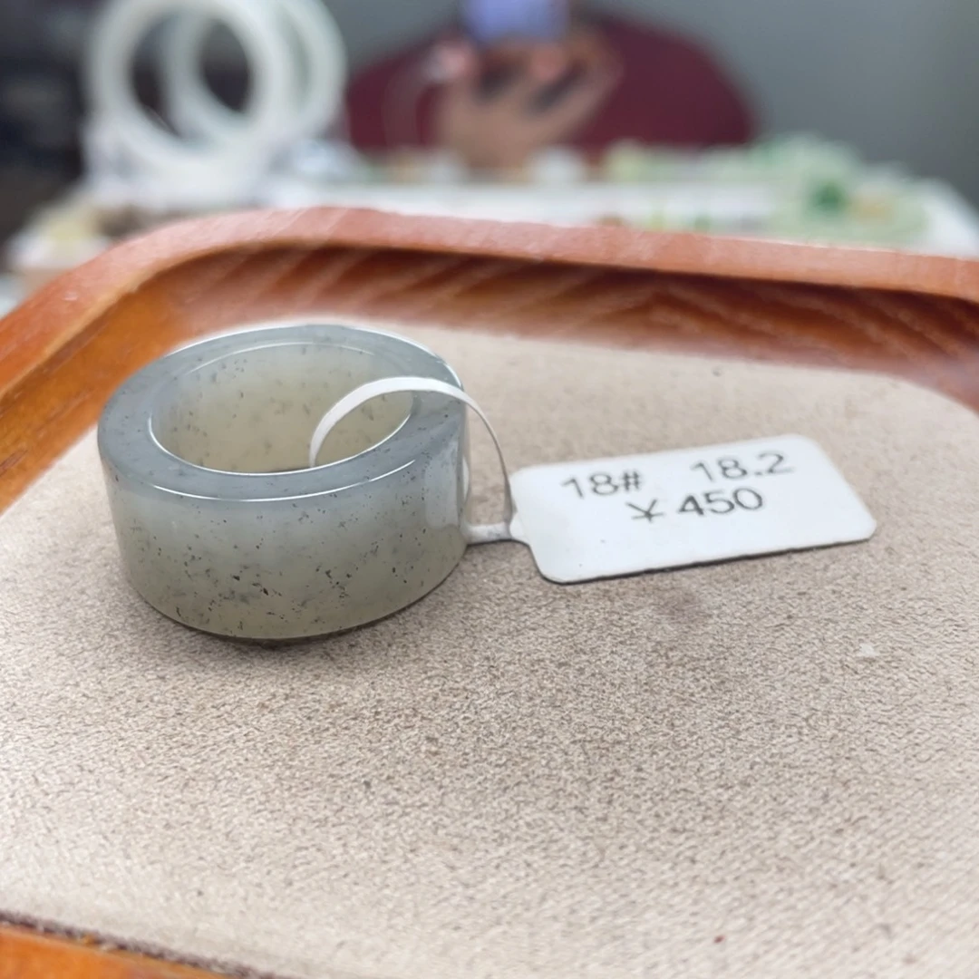 和田玉戒圈未镶嵌神***?18.2