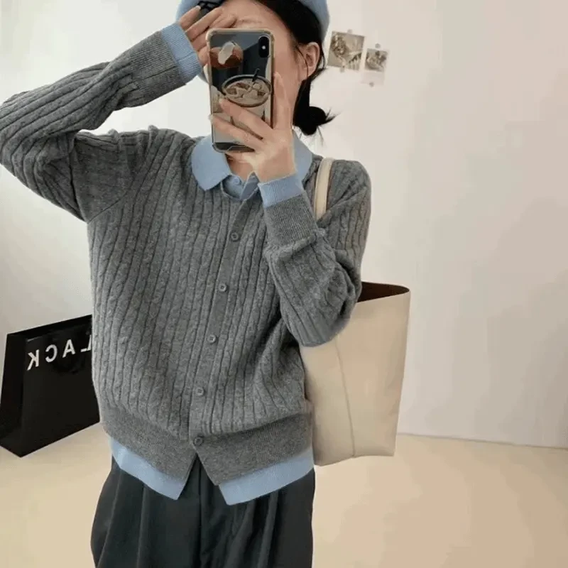 【蓝灰假两件】秋冬拼色polo领单排扣毛针织开衫女宽松休闲毛衣