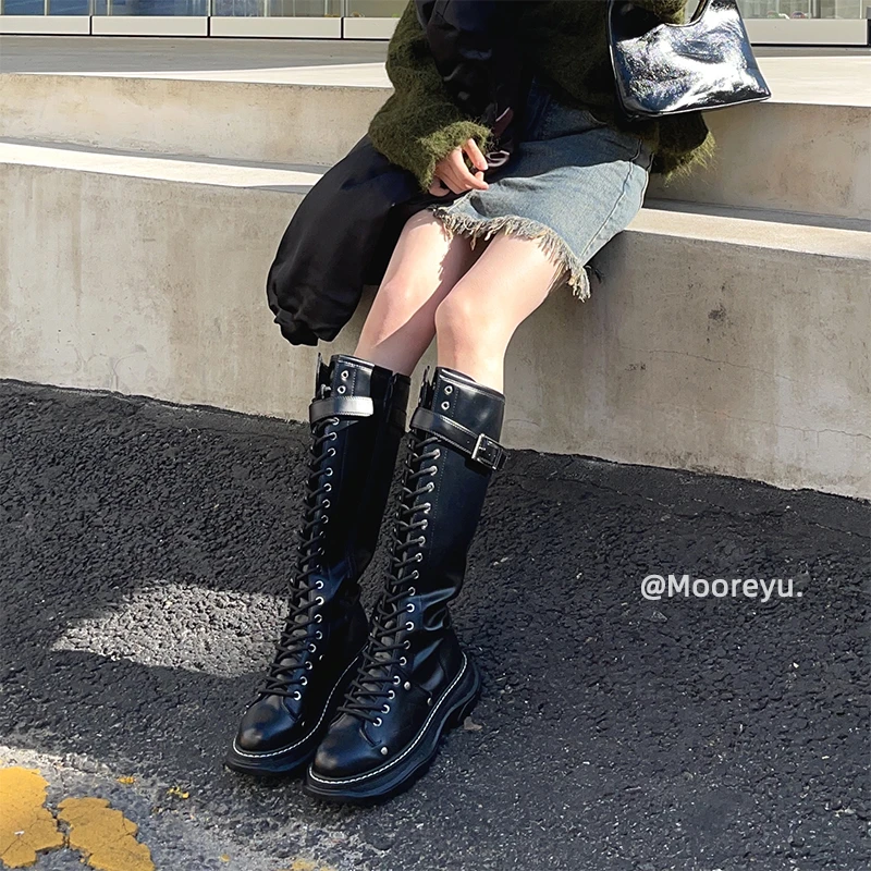 Mooreyu摸鱼黑色马丁靴女2022新款系带靴子厚底高筒骑士长筒靴冬