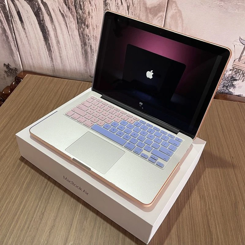 95新 Apple/苹果 MacBookPro13.3英寸视网膜剪辑二手笔记本电脑