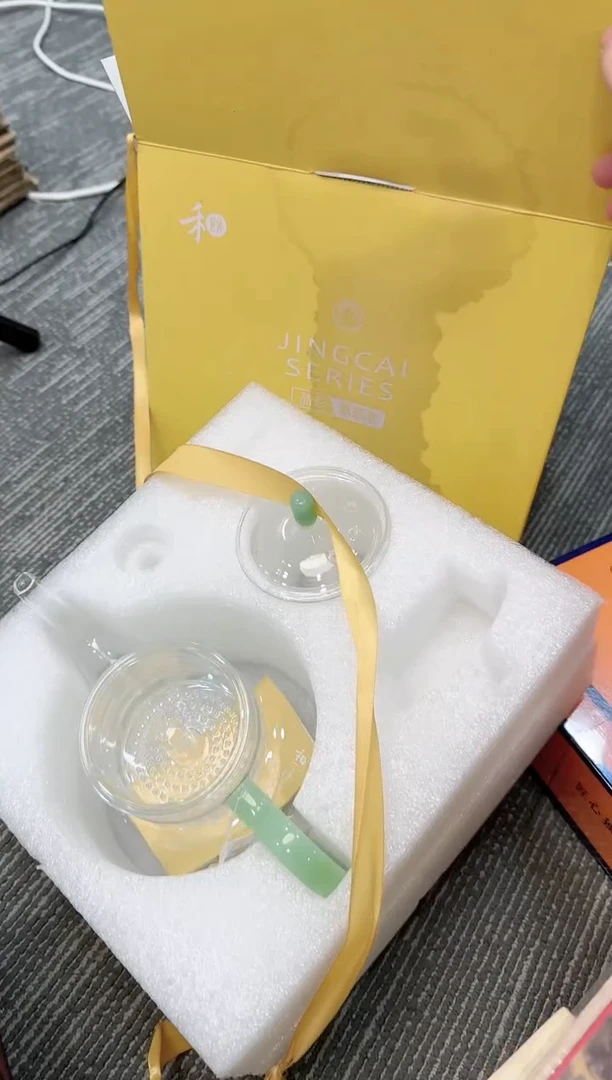 【闪购商品】孤品包装瑕疵 禾器-宫灯壶-浅玉色