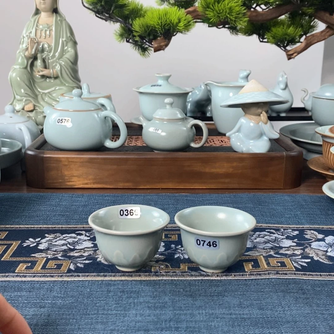 0366+0746微瑕仿古釉压手杯