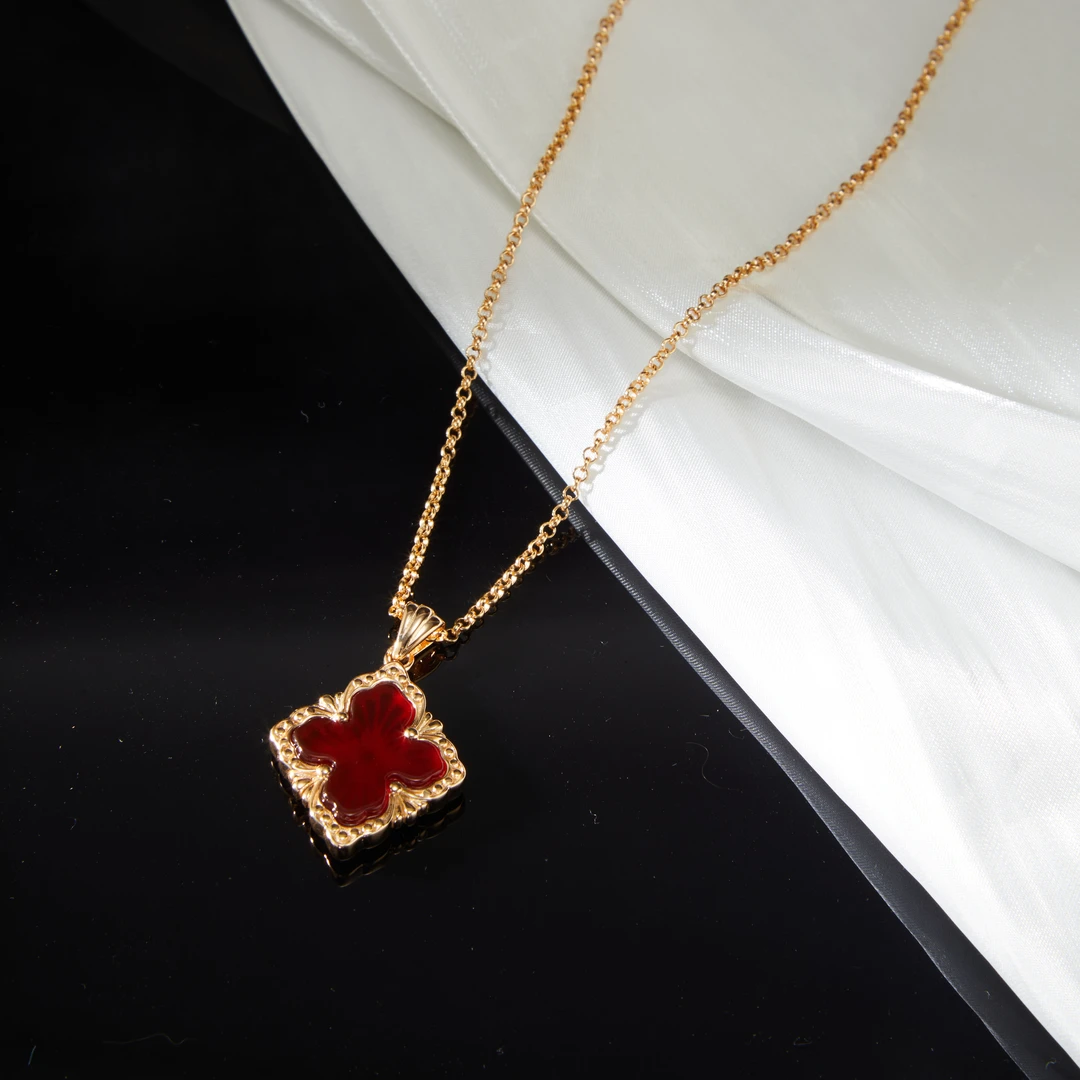 坠链均925银 梁雅帝新品【复古宫廷四叶花】石榴红设计款纯银项链