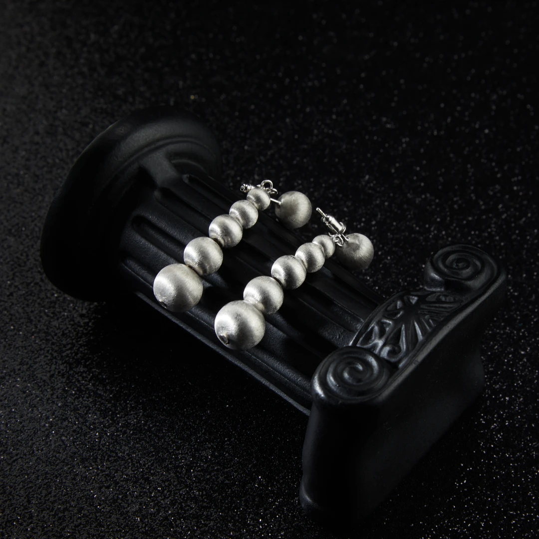 925银耳饰 梁雅帝新品【糖葫芦】磨砂拉丝气质百搭纯银耳饰