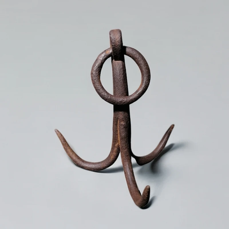 老铁三爪锚钩  冷兵器 纯手工锻打工艺，包浆浑厚 美品