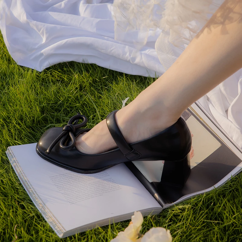 得足少女2023春季新款复古粗跟中跟蝴蝶结单鞋女法式玛丽珍鞋黑色