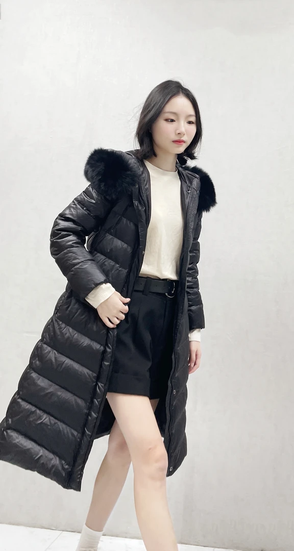 Iammix27冬季时尚女士连帽收腰大毛领中长款修身羽绒服M7D0010