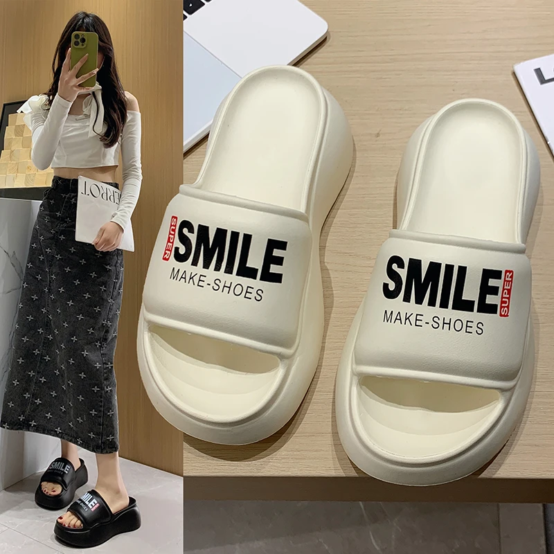 夏季女士外穿厚底防滑一字拖ins潮流百搭时尚增高软底逛街沙滩拖