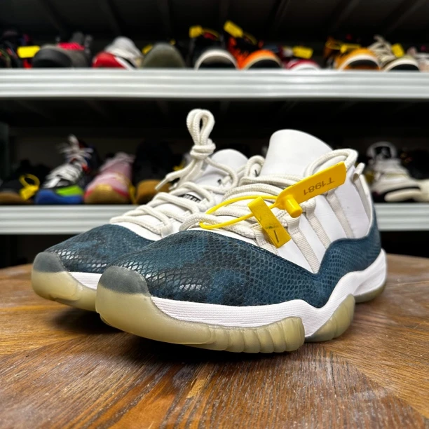 44.5码/Air Jordan11 蛇纹 复古篮球鞋/市价2439/95新/原盒/T1981