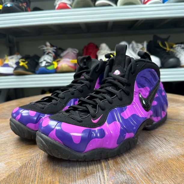 42码/nike 喷泡 迷彩紫 复古篮球鞋/无盒/99新/发售价1699/t1590