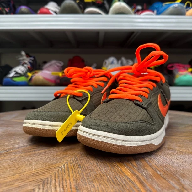 40码/nike dunk军绿 休闲板鞋/无盒/99新/公价729/t1468