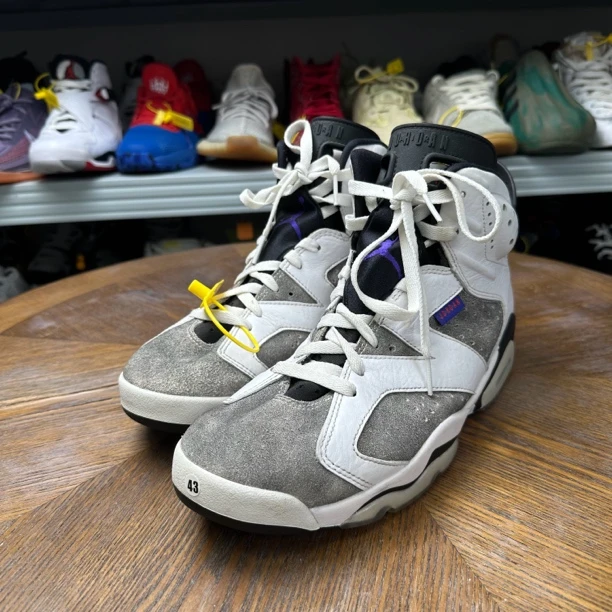 43码/aj6白紫 复古篮球鞋 无盒/95新/公价1899/t2735
