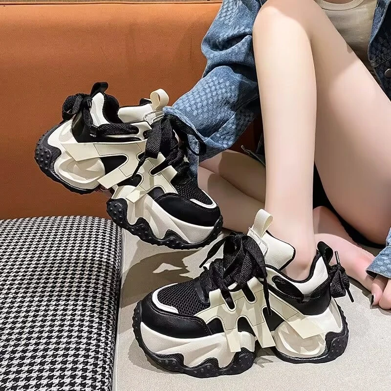 真皮新款大码女鞋42码加宽运动休闲鞋女加绒老爹鞋透气男女情侣款
