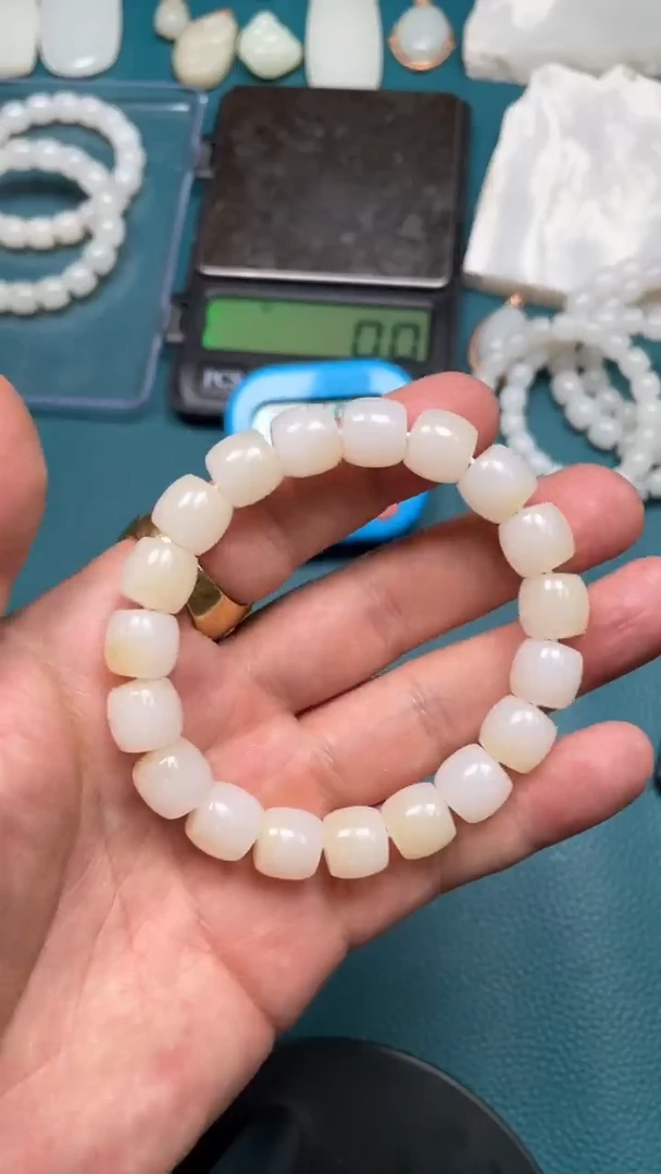 【闪购商品】和田玉颈饰未镶嵌1