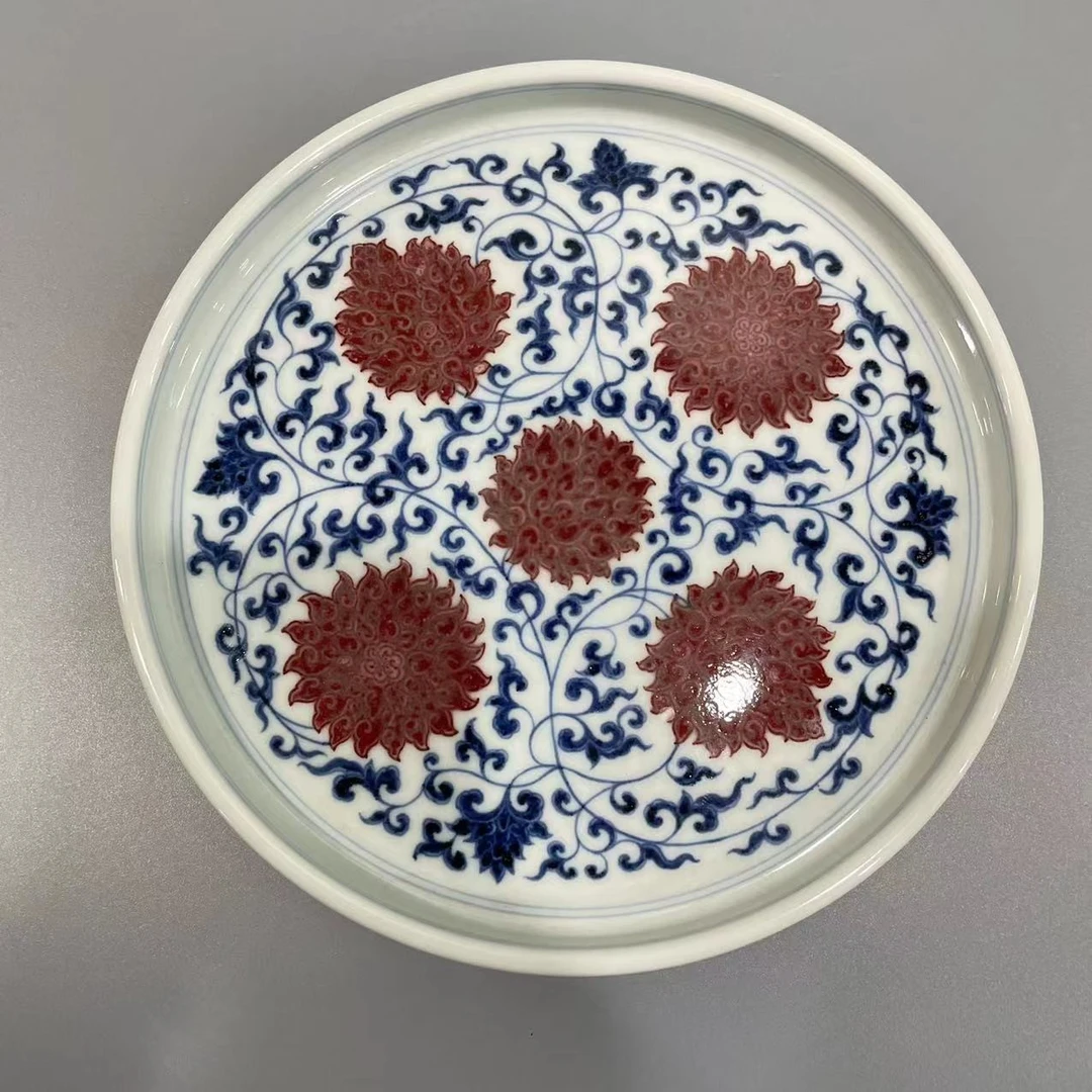 妙挚青花釉里红缠枝莲壶承